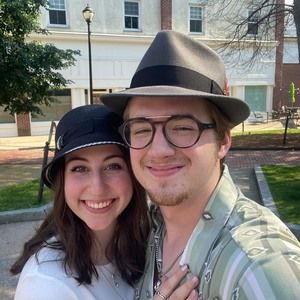 Meet your Posher, Zachary